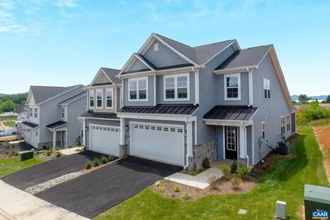 81 Springdale Road Waynesboro VA 22980