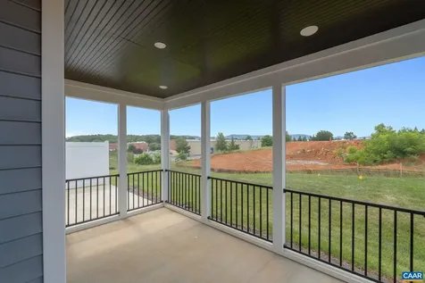 81 Springdale Road Waynesboro VA 22980