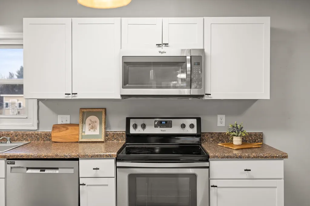 54 Thorofare Road Crimora VA 24431