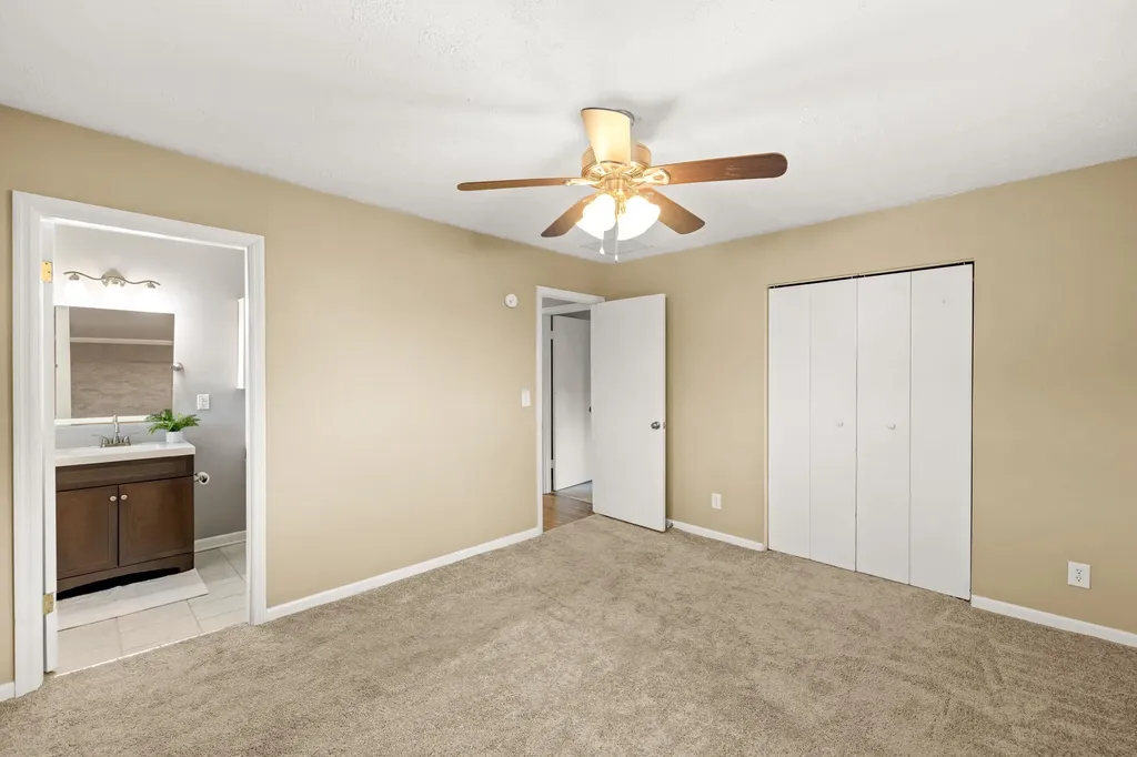 54 Thorofare Road Crimora VA 24431