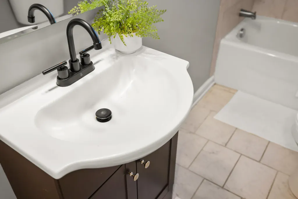 54 Thorofare Road Crimora VA 24431