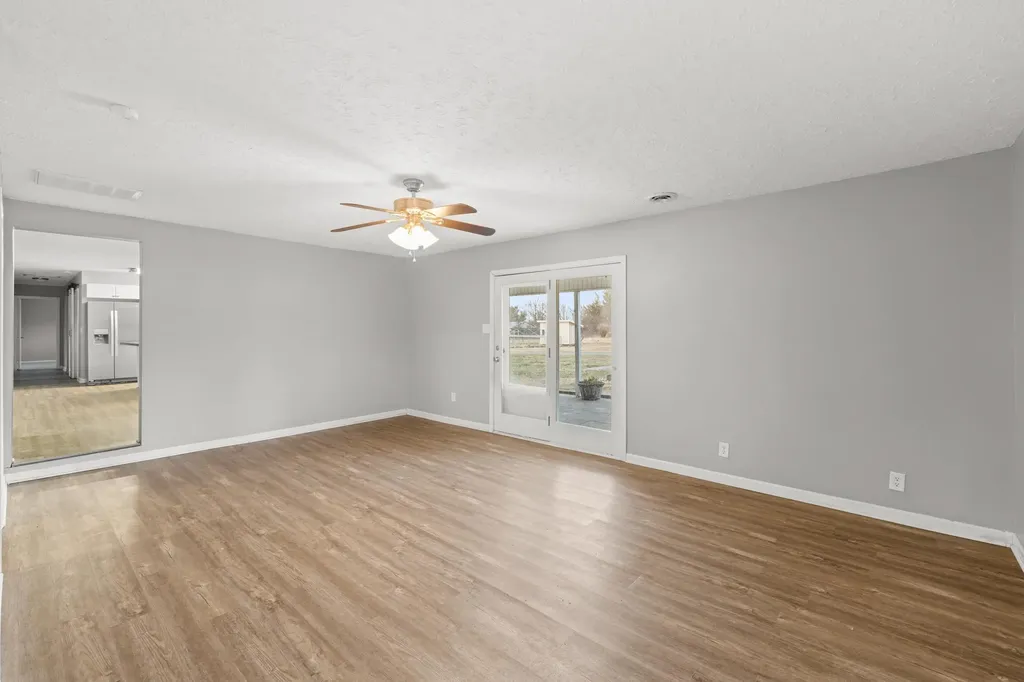 54 Thorofare Road Crimora VA 24431