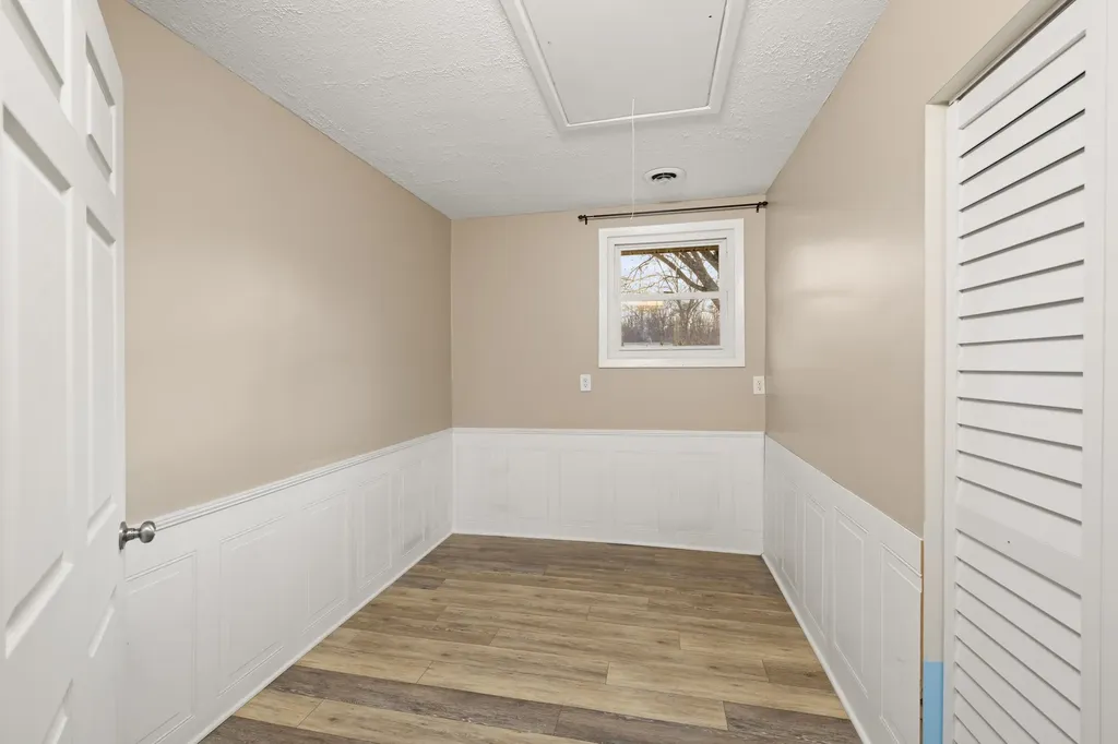 54 Thorofare Road Crimora VA 24431