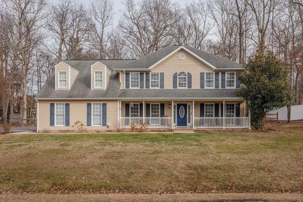 344 Arrowhead Lane Stuarts Draft VA 24477