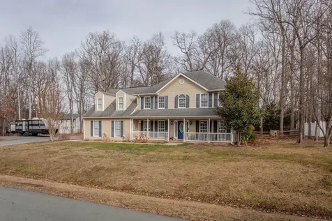 344 Arrowhead Lane Stuarts Draft VA 24477