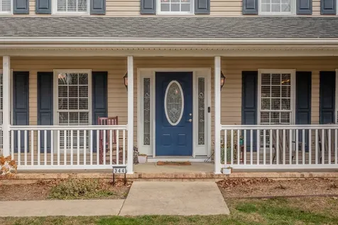 344 Arrowhead Lane Stuarts Draft VA 24477