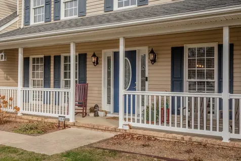 344 Arrowhead Lane Stuarts Draft VA 24477