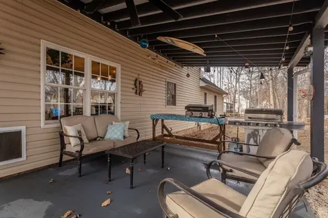 344 Arrowhead Lane Stuarts Draft VA 24477