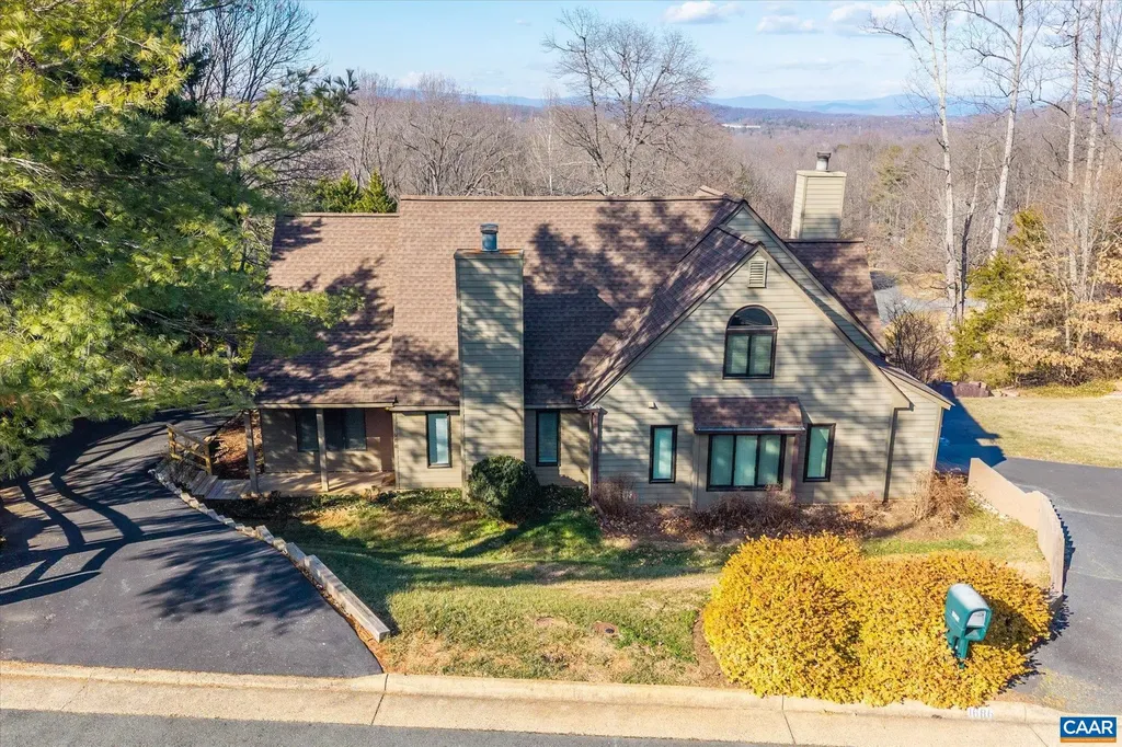1688 Royal Oak Court Charlottesville VA 22902