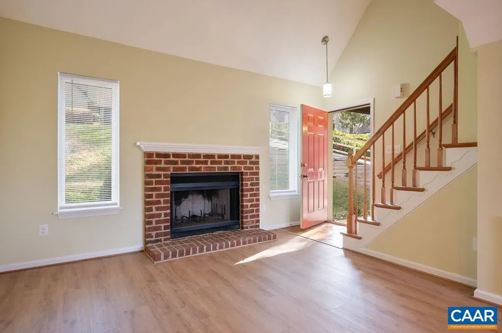 1688 Royal Oak Court Charlottesville VA 22902