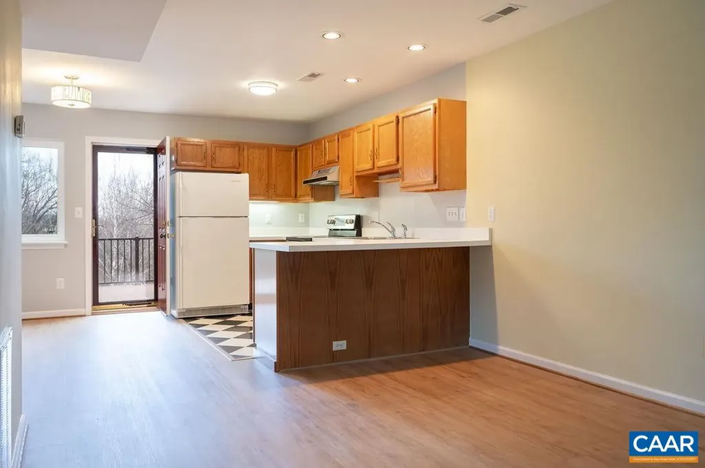 1688 Royal Oak Court Charlottesville VA 22902