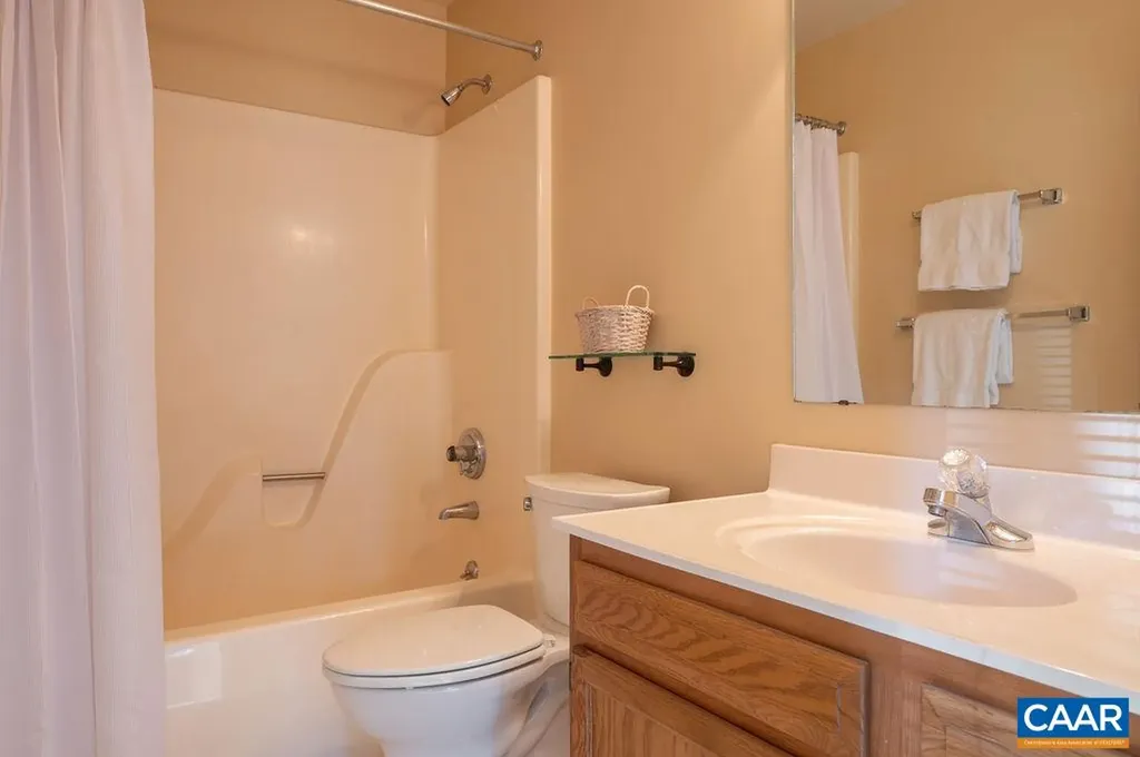 1688 Royal Oak Court Charlottesville VA 22902