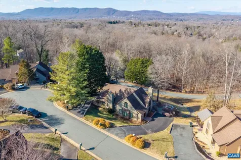 1688 Royal Oak Court Charlottesville VA 22902
