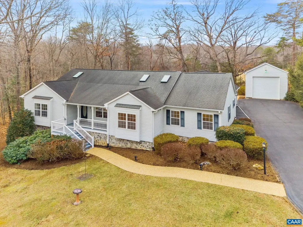 17 Rudolph Street Ruckersville VA 22968