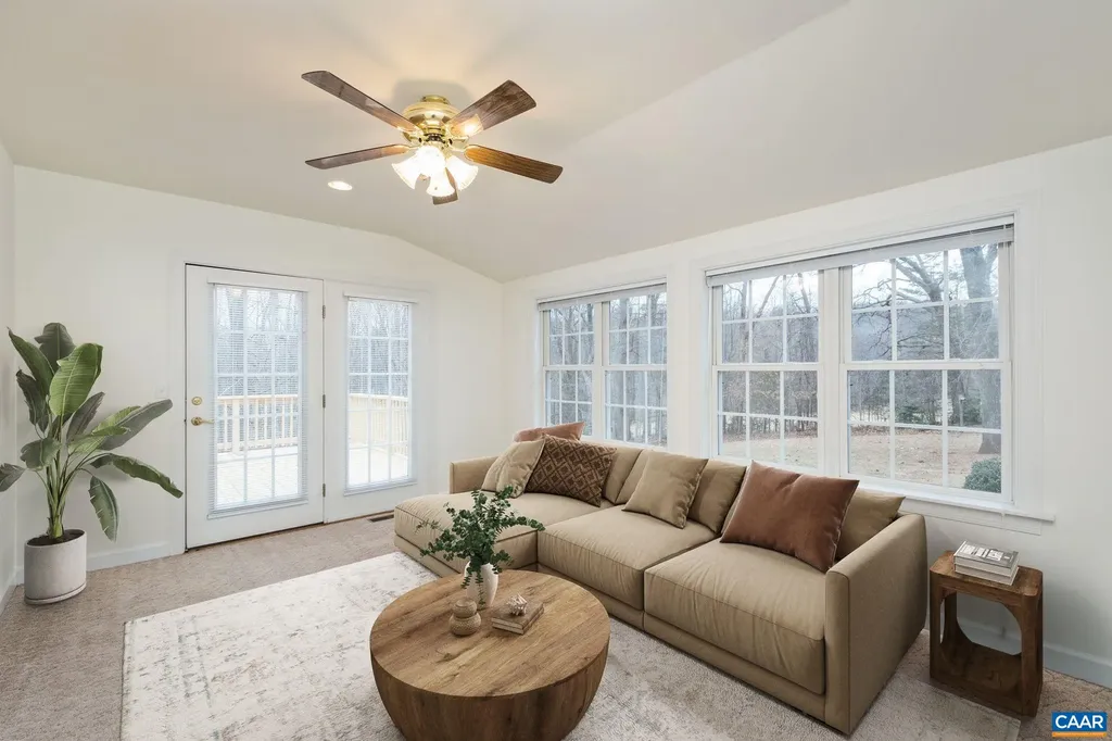 17 Rudolph Street Ruckersville VA 22968