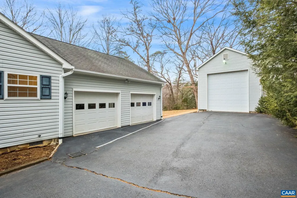 17 Rudolph Street Ruckersville VA 22968