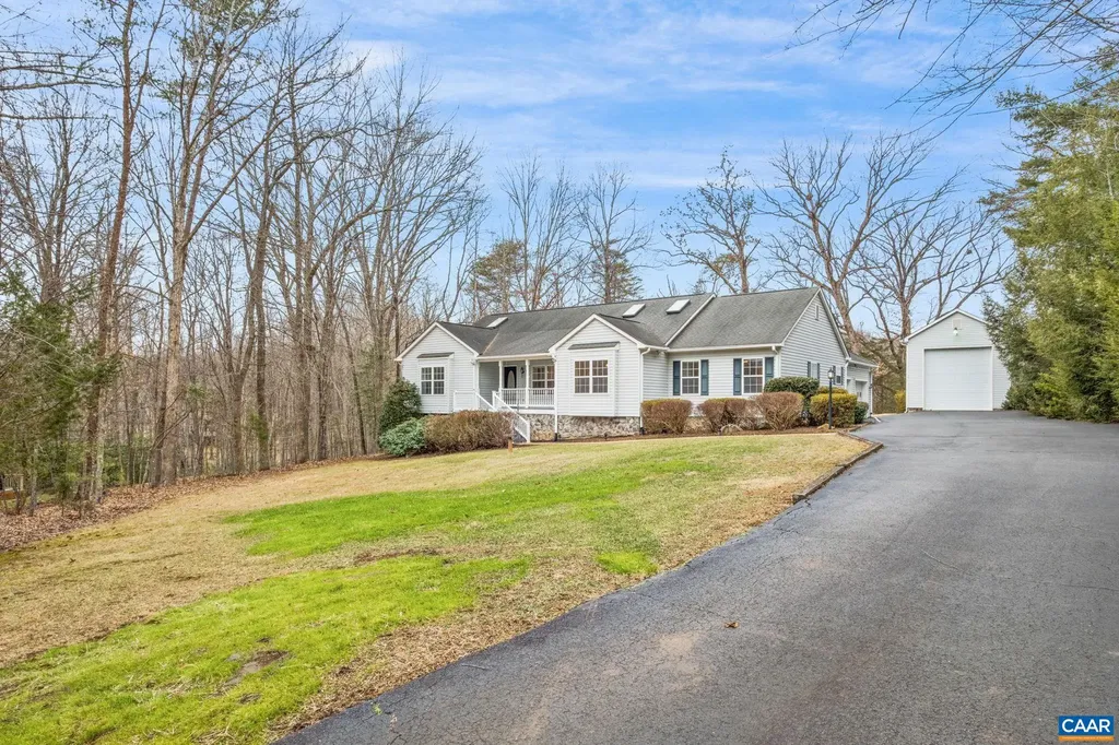 17 Rudolph Street Ruckersville VA 22968