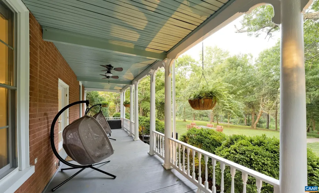 294 & 262 Freshwater Cove Lane Lovingston VA 22949