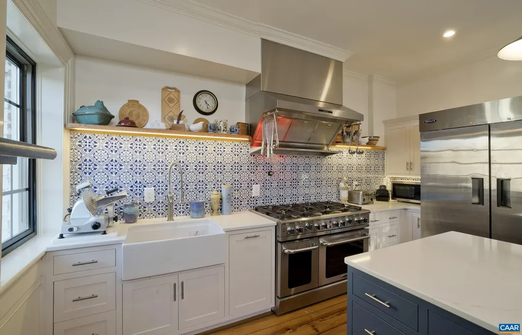 294 & 262 Freshwater Cove Lane Lovingston VA 22949