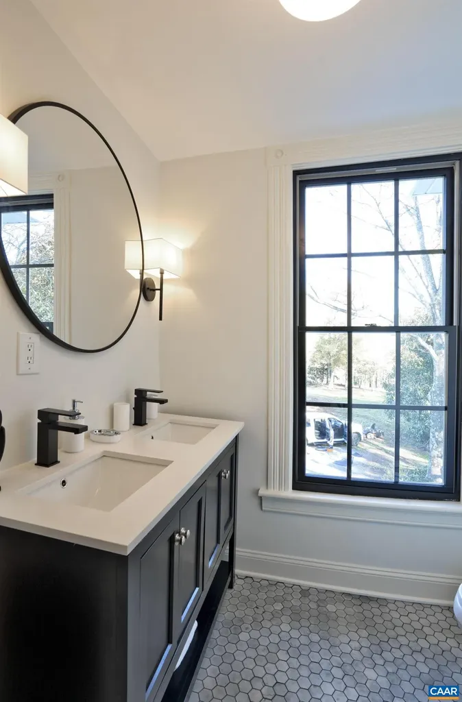 294 & 262 Freshwater Cove Lane Lovingston VA 22949