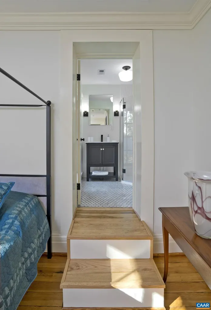 294 & 262 Freshwater Cove Lane Lovingston VA 22949