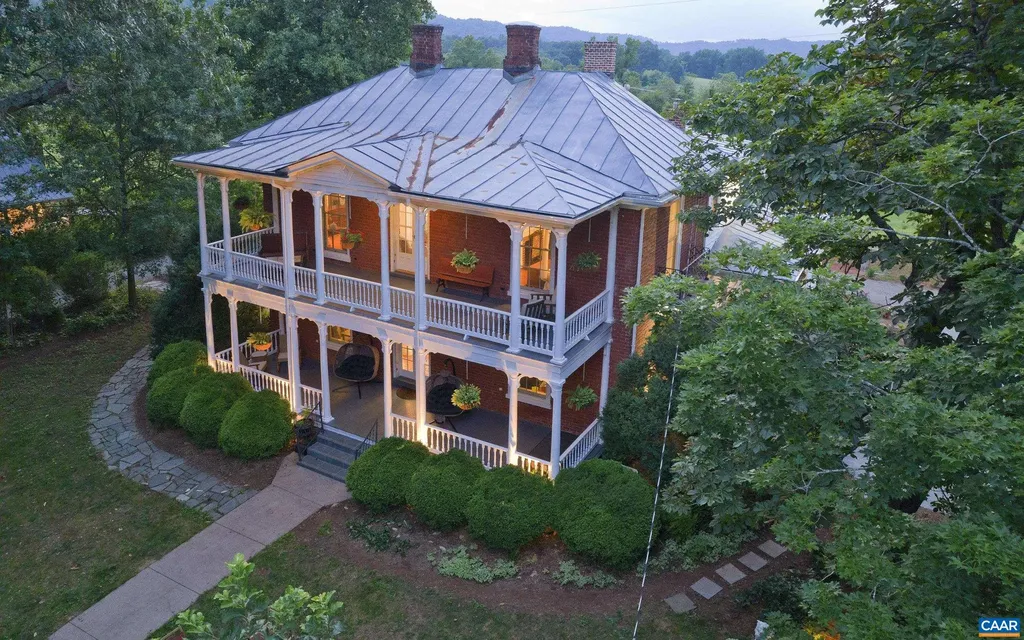 294 & 262 Freshwater Cove Lane Lovingston VA 22949