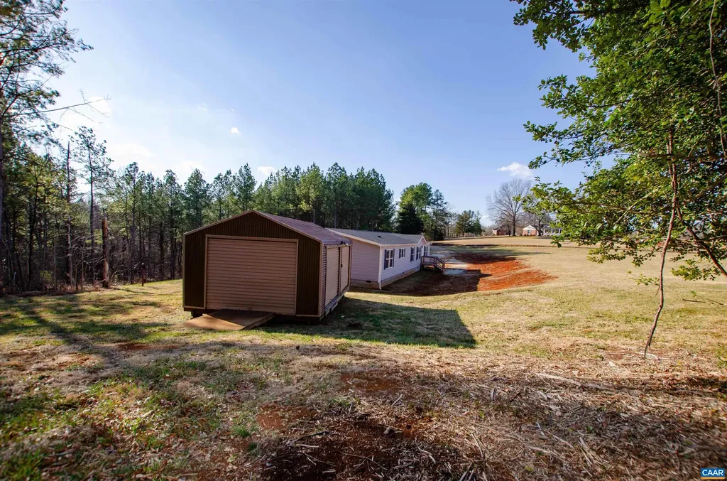 294 & 262 Freshwater Cove Lane Lovingston VA 22949