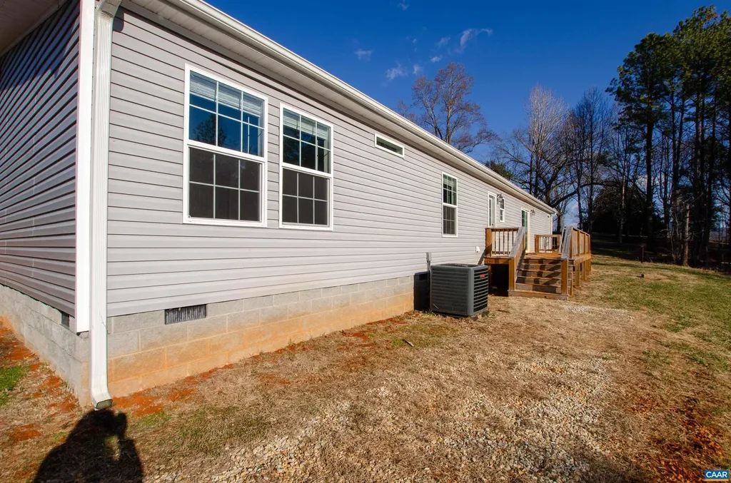 294 & 262 Freshwater Cove Lane Lovingston VA 22949