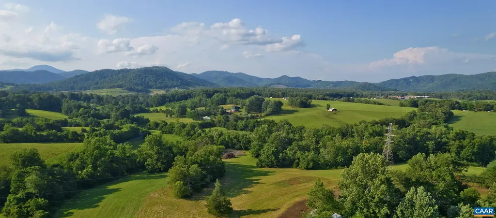 294 & 262 Freshwater Cove Lane Lovingston VA 22949