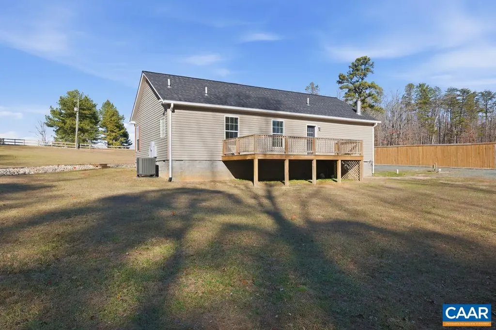 2276 Shiloh Church Road Palmyra VA 22963