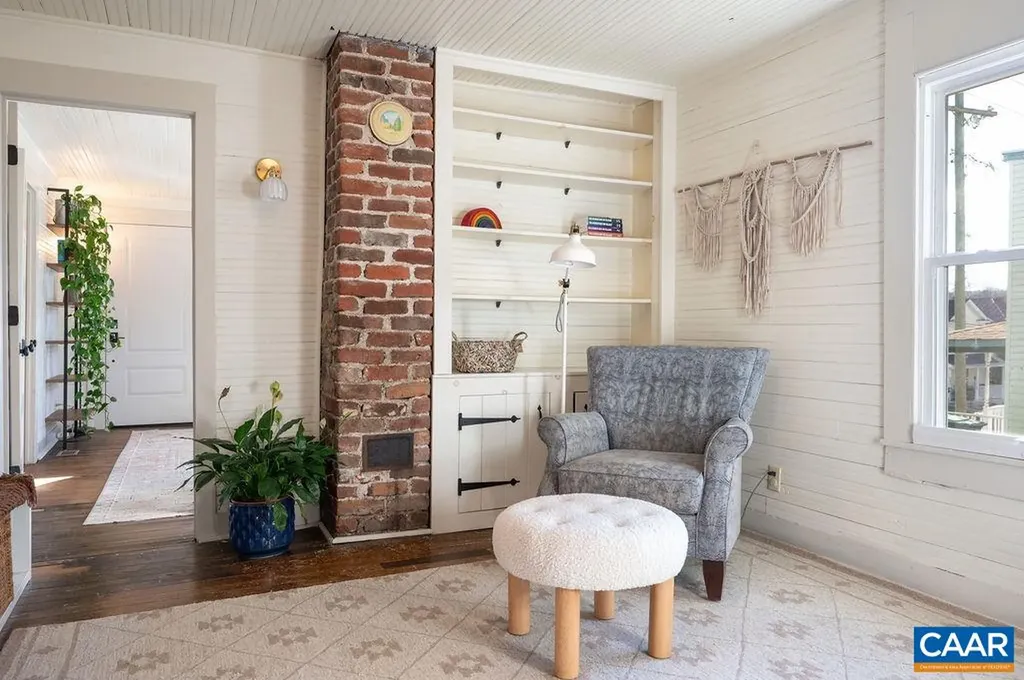 349 10th Street NW Charlottesville VA 22903