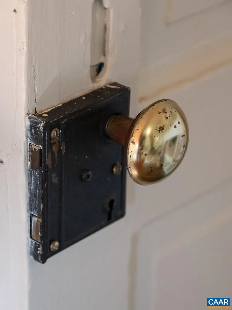 349 10th Street NW Charlottesville VA 22903