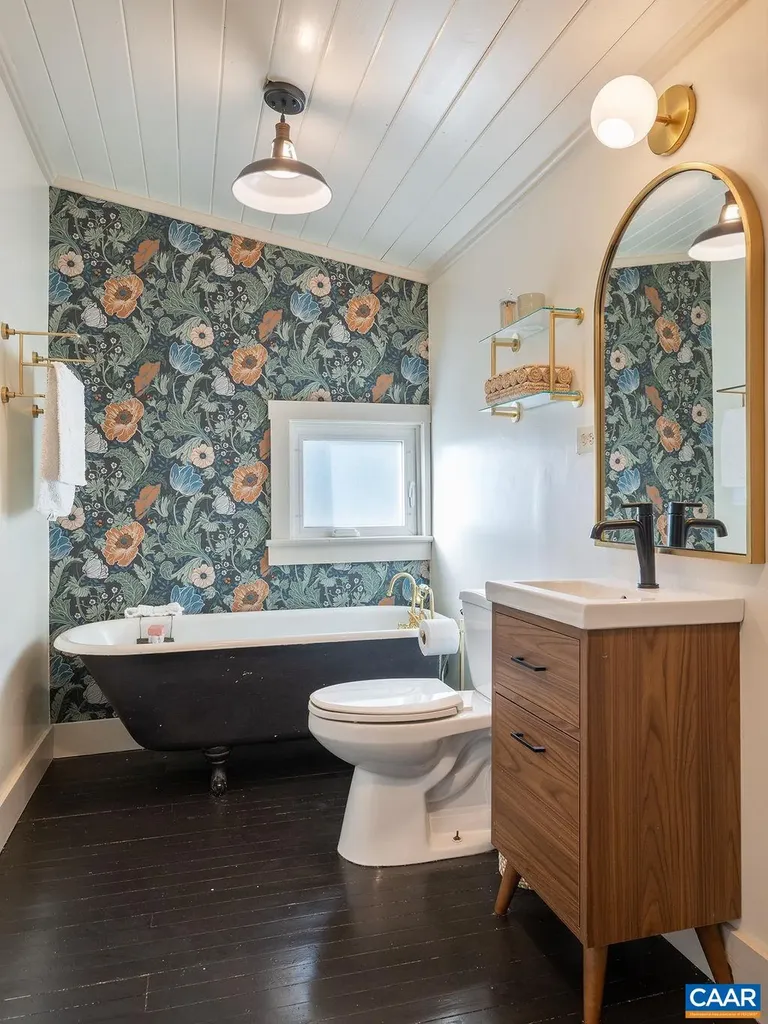 349 10th Street NW Charlottesville VA 22903