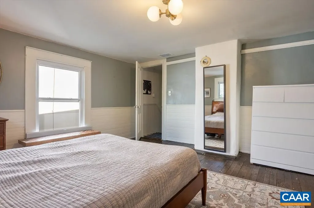 349 10th Street NW Charlottesville VA 22903