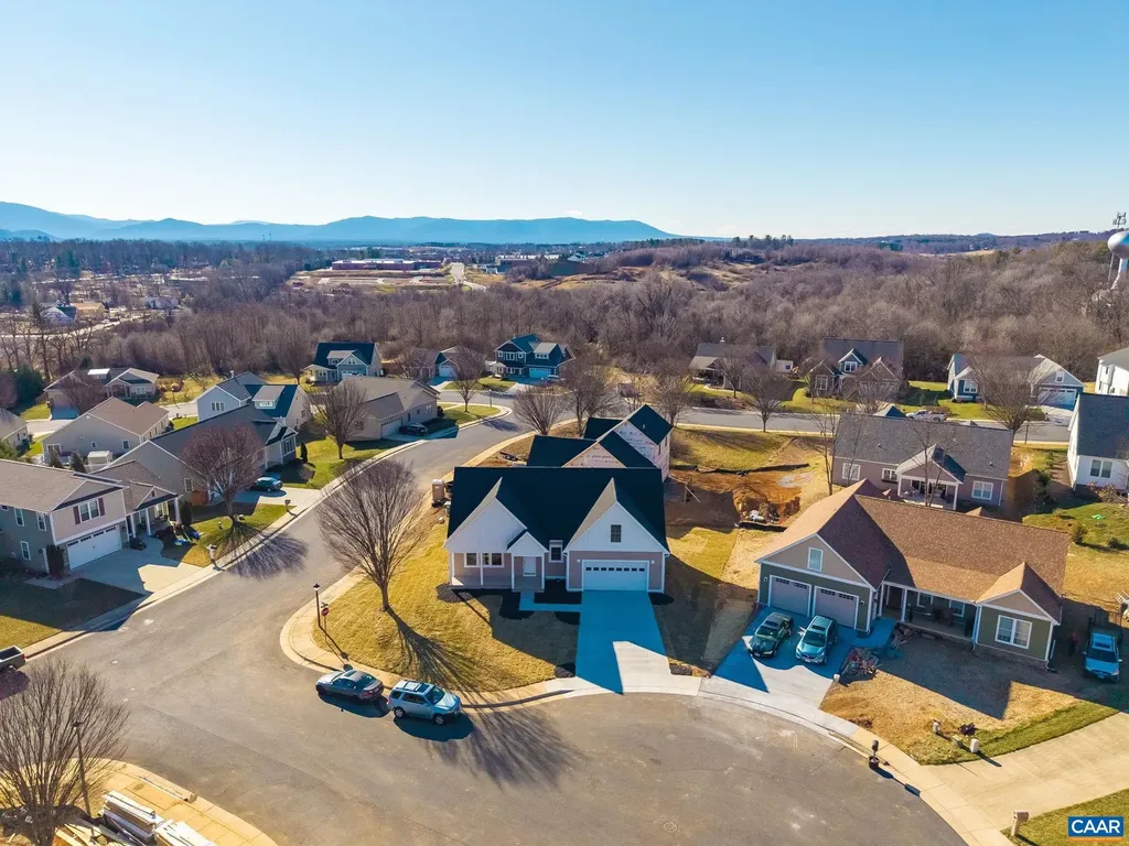 1004 High Point Court Waynesboro VA 22980