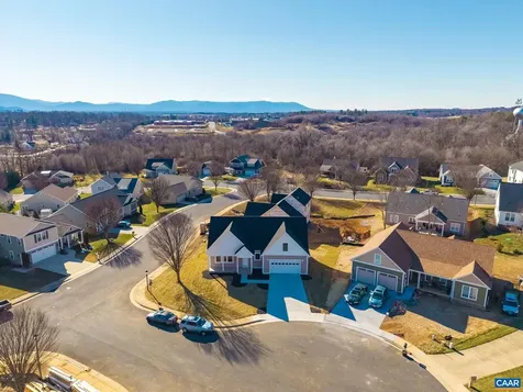 1004 High Point Court Waynesboro VA 22980