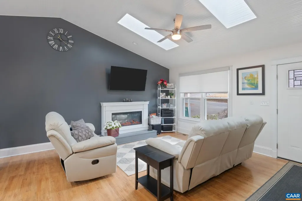 1 Hatchechubee Road Palmyra VA 22963