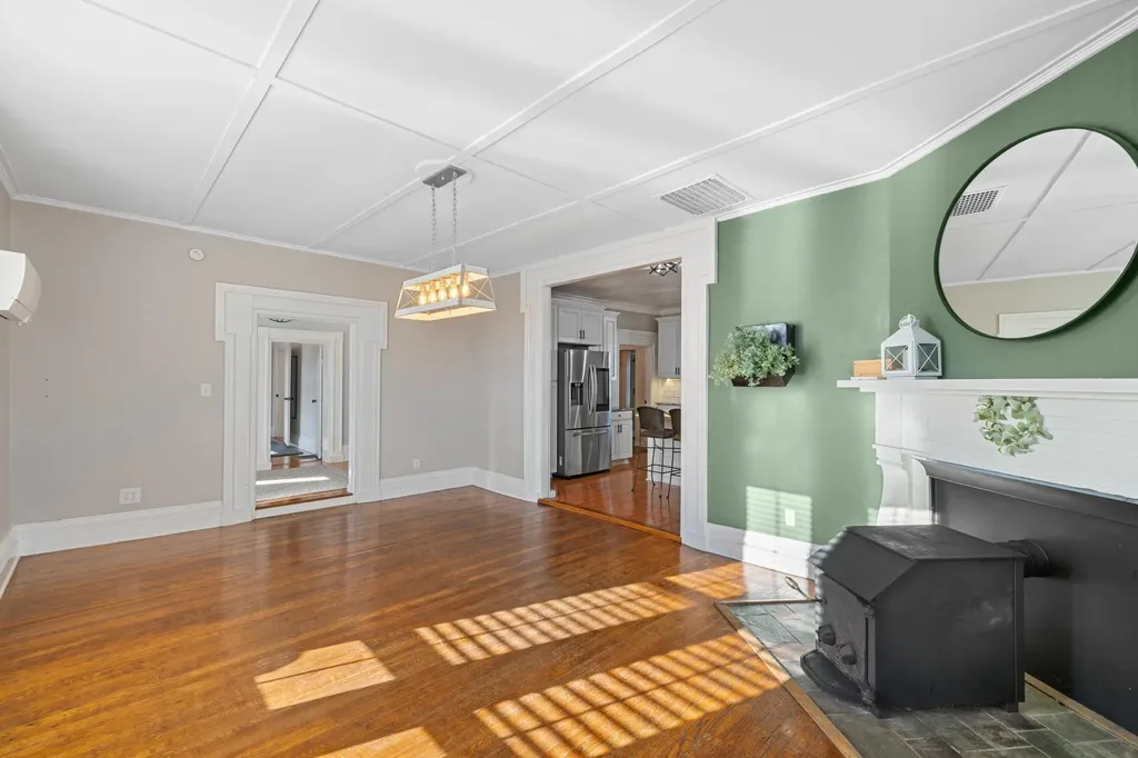 644 Early Drive Broadway VA 22815