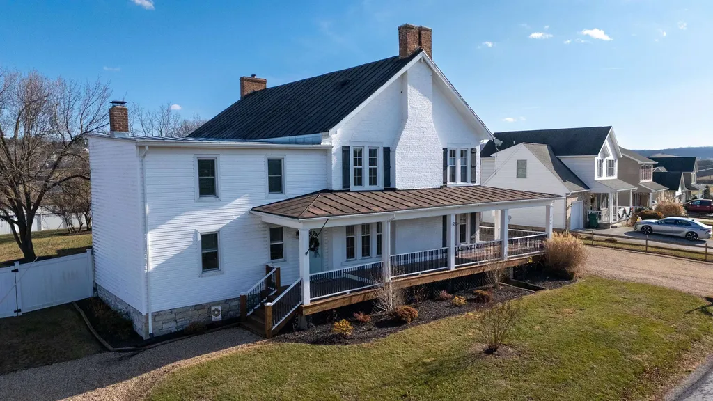 644 Early Drive Broadway VA 22815