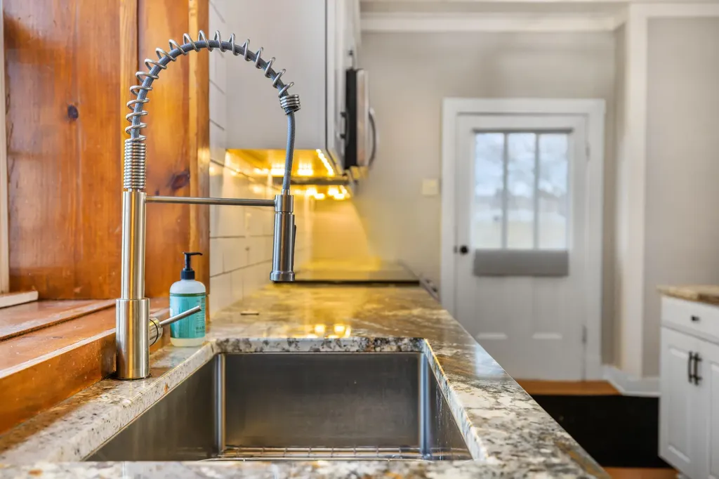 644 Early Drive Broadway VA 22815