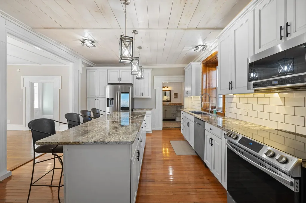 644 Early Drive Broadway VA 22815