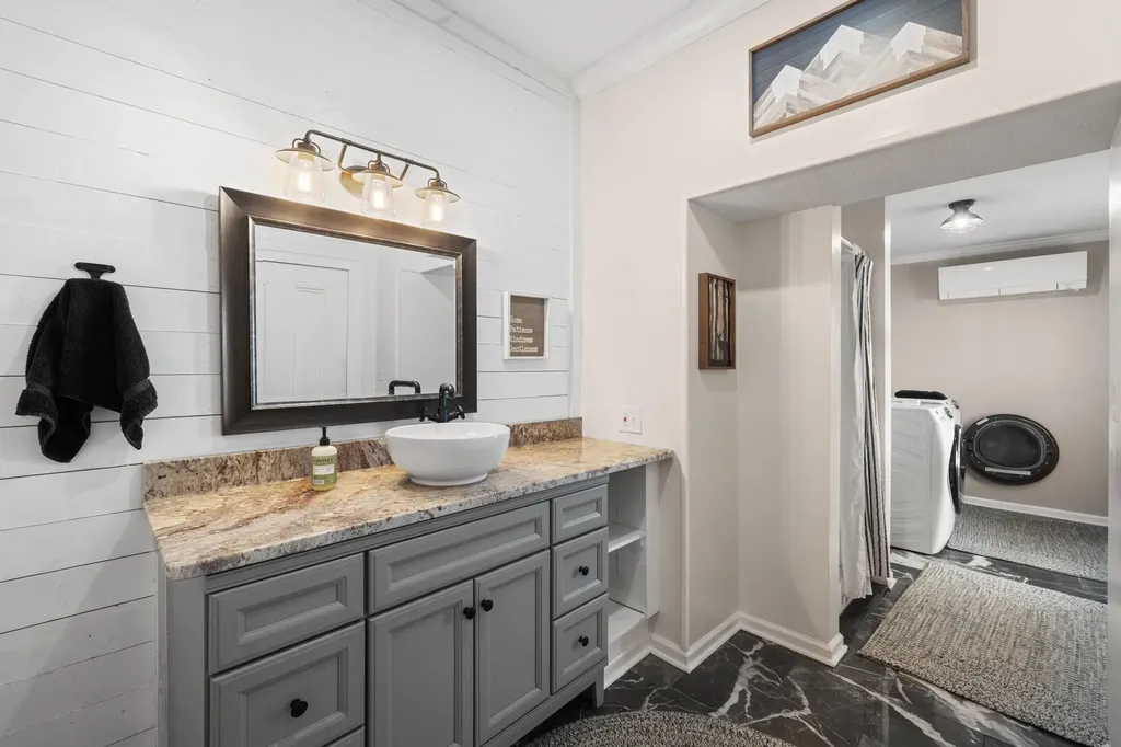 644 Early Drive Broadway VA 22815