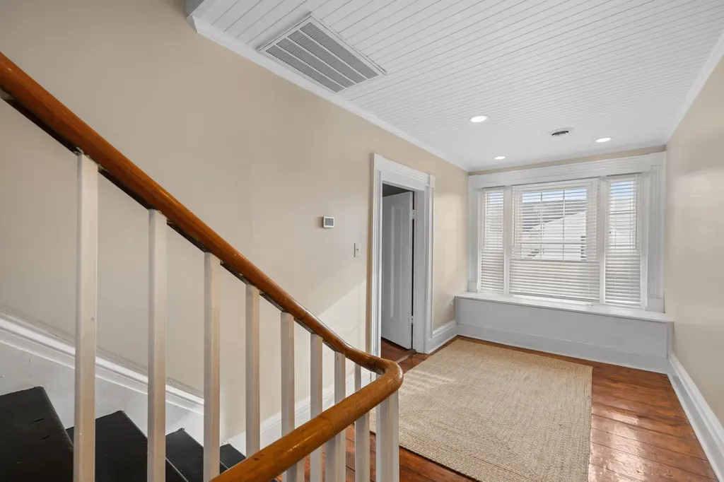 644 Early Drive Broadway VA 22815