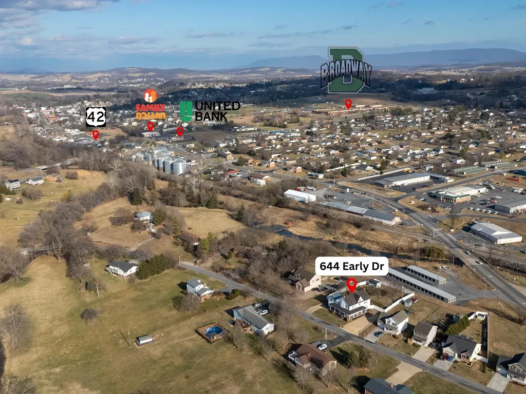 644 Early Drive Broadway VA 22815