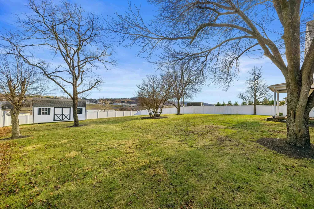 644 Early Drive Broadway VA 22815