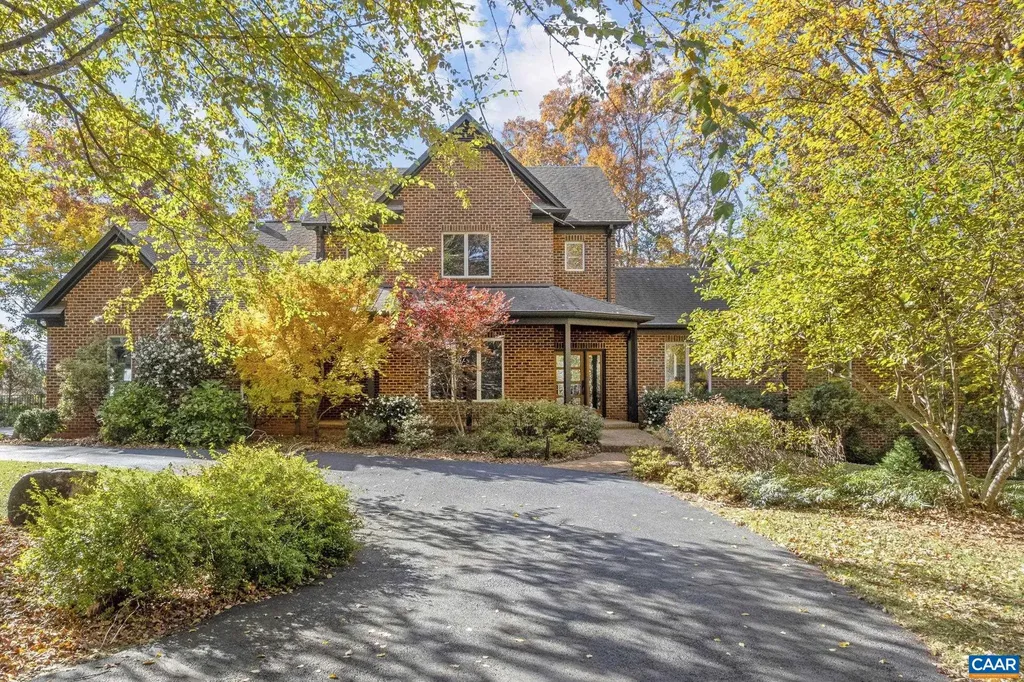 2815 Cola Woods Lane Charlottesville VA 22901