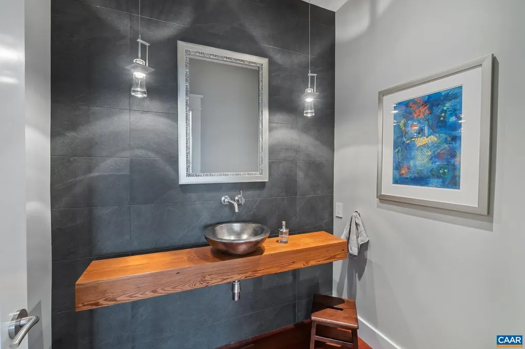 2815 Cola Woods Lane Charlottesville VA 22901