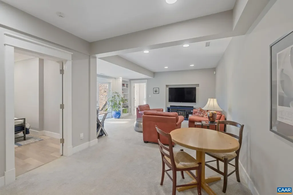 2815 Cola Woods Lane Charlottesville VA 22901