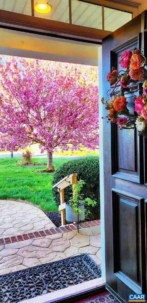 2 Forest Court Zion Crossroads VA 22942