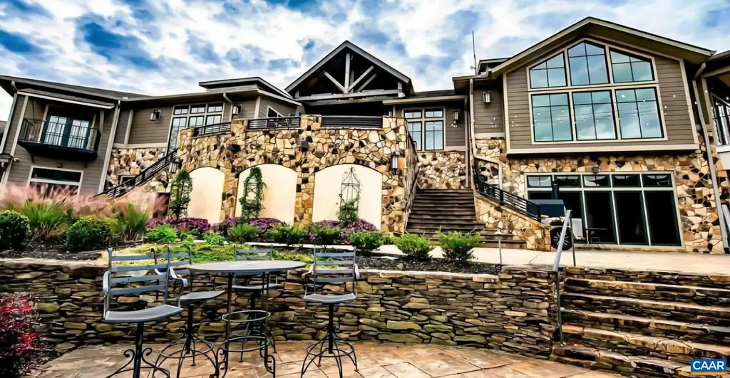 2 Forest Court Zion Crossroads VA 22942